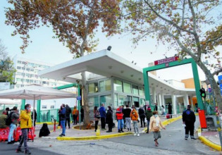 Κοροναϊός – Τι καταγγέλλει η ΟΕΝΓΕ για τα τάγματα αρνητών που εισβάλλουν στα νοσοκομεία