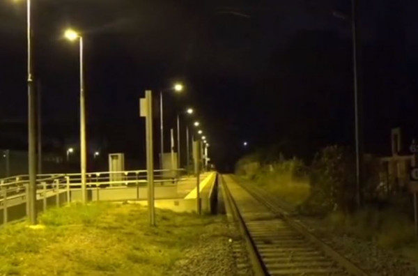 Γαλλία – Τρένο χτύπησε πρόσφυγες που περπατούσαν στις ράγες – Ένας νεκρός, τρεις τραυματίες