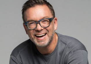 Θετικός στον κοροναϊό ο Σπύρος Λάμπρου – «Είμαι εμβολιασμένος – Οι γιατροί είναι καθησυχαστικοί»