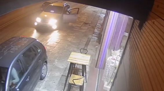 Μεταξουργείο – Βίντεο από την καταδίωξη με πυροβολισμούς – Τι είπαν οι δράστες στους αστυνομικούς