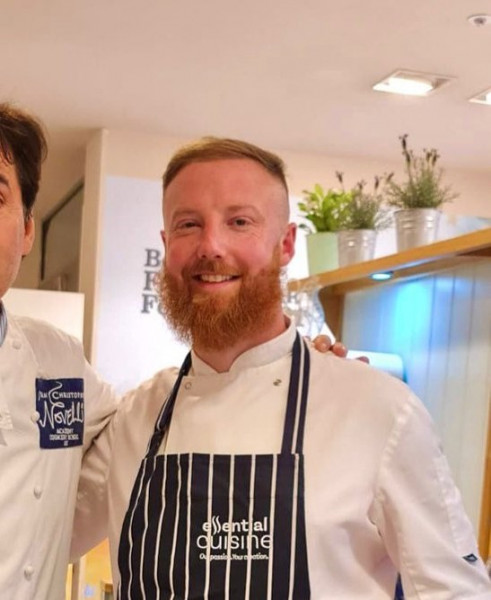 Άγγλος σεφ για την «διάσημη» μπριζόλα του Νουσρέτ – «Αυτός ο τύπος εξαπατά τον κόσμο»