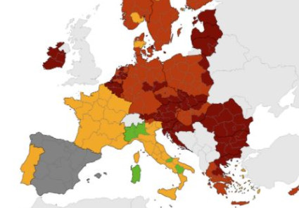 Κοροναϊός - Κοκκίνησε ολόκληρη η Ελλάδα στους Χάρτες του ECDC - Οι περιοχές στο «βαθύ κόκκινο»