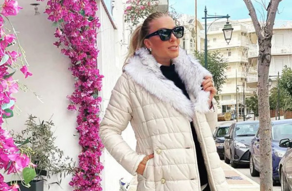 Έλσα Τόλη – Έπιασα την νταντά του παιδιού μου να το χτυπάει