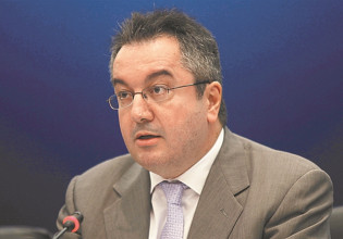 Μόσιαλος – Τα δύσκολα είναι μπροστά μας – Έσχατο μέτρο το lockdown