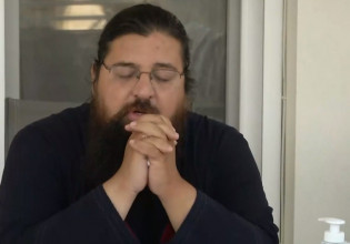 Κοροναϊός – Πέντε μήνες μετά τον θάνατο της 14χρονης κόρης του, ιερέας νόσησε και διασωληνώθηκε