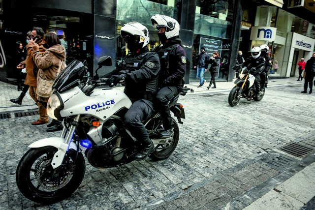 Κοροναϊός - Πάνω από 70.000 έλεγχοι την Παρασκευή για την τήρηση των μέτρων - 254 παραβάσεις και δύο συλλήψεις