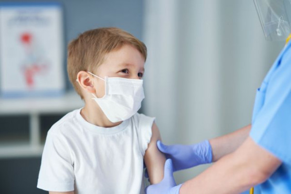 Κοροναϊός – Πόσο αποτελεσματικό είναι το εμβόλιο της Pfizer για τα παιδιά 5-11 ετών – Είναι ασφαλές;