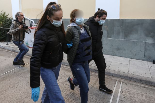 Χαλάνδρι – Προσωρινά κρατούμενη η 49χρονη εικαστικός – Τι είπε στην απολογία της