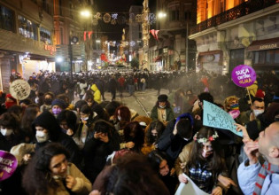 Τουρκία – Διαδηλώσεις γυναικών ενάντια στην έμφυλη βία – Ένταση και χημικά