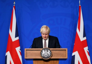 Βρετανία – Νέα μέτρα ανακοινώνει ο Τζόνσον μετά τον εντοπισμό δύο κρουσμάτων Όμικρον