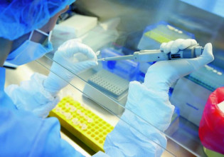 Παραλλαγή Όμικρον – Επανέλεγχος από τον ΕΟΔΥ σε 40.000 χιλιάδες δείγματα – Τι βρέθηκε