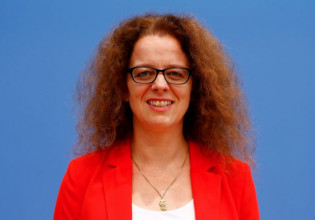 Ιζαμπέλ Σνάμπελ – Μιλάμε για πληθωρισμό όχι για στασιμοπληθωρισμό