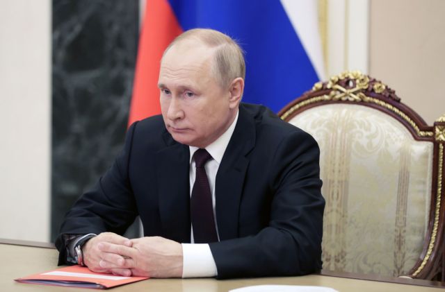 Ρωσία – Εκανε την αναμνηστική δόση ο Πούτιν
