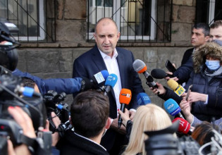 Βουλγαρία – Με άνεση η επανεκλογή Ράντεφ στην προεδρία