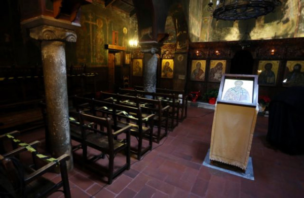 Θλίψη στην κηδεία 39χρονου από την Άσσηρο Θεσσαλονίκης που έχασε την μάχη με τον κοροναϊό