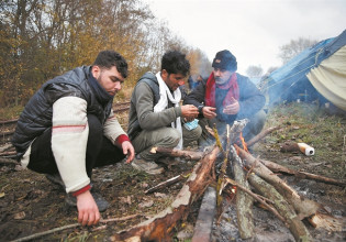 Σύνοδος στο Καλαι για το προσφυγικό – Κηρύχθηκε πόλεμος κατά των διακινητών