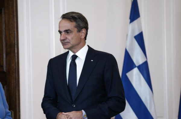 Mitsotakis-Harris meeting on sidelines of Libya con’f in Paris