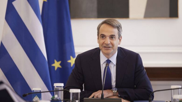 Mitsotakis and the battle for centrist voters