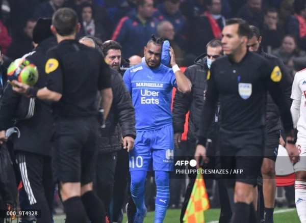 Αυτή είναι η τιμωρία για τον οπαδό της Λυών που πέταξε το μπουκάλι στον Παγέ