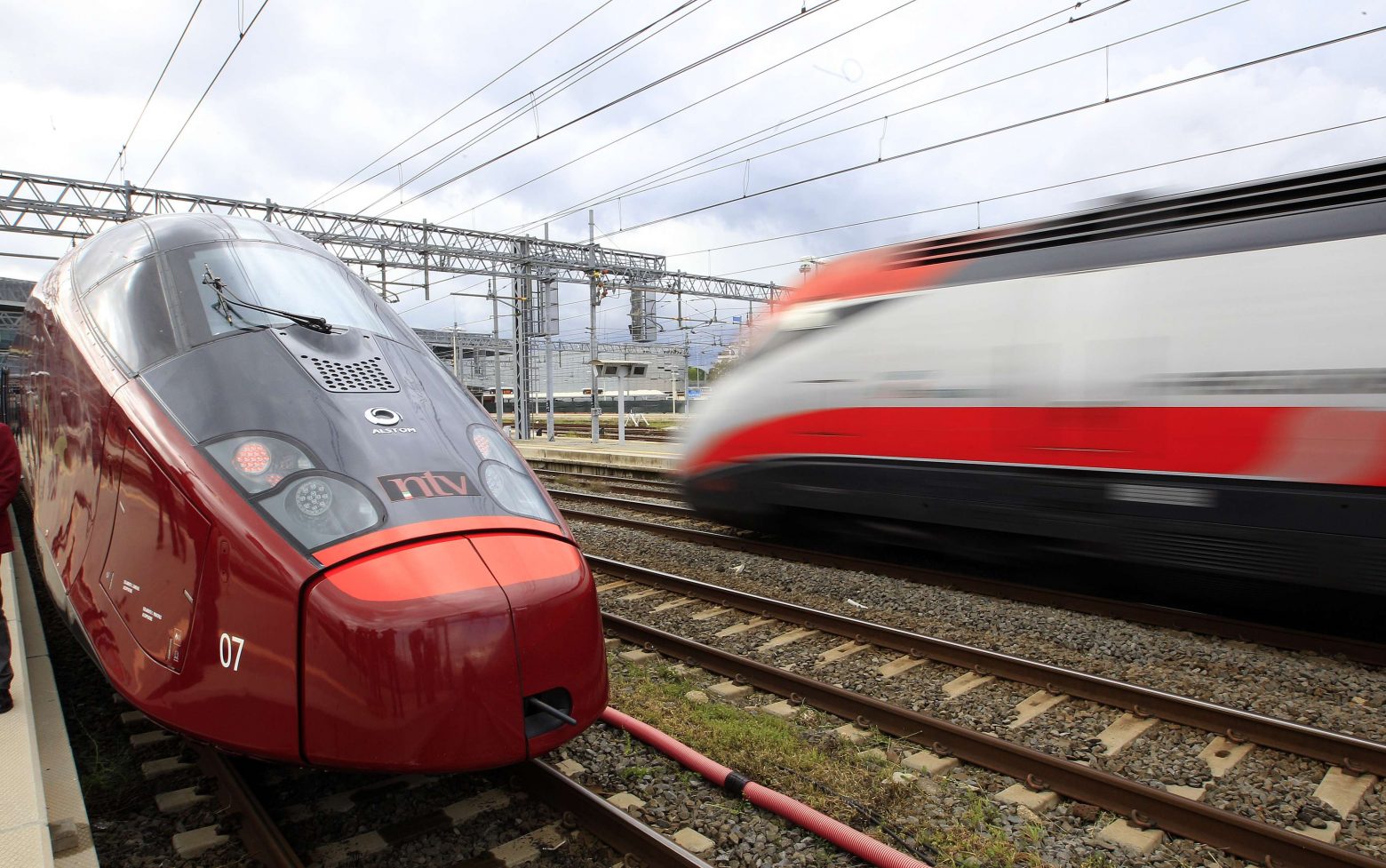 Ιταλία - Τρένα υψηλής ταχύτητας καθυστέρησαν λόγω πολίτη που έκανε... τζόκινγκ