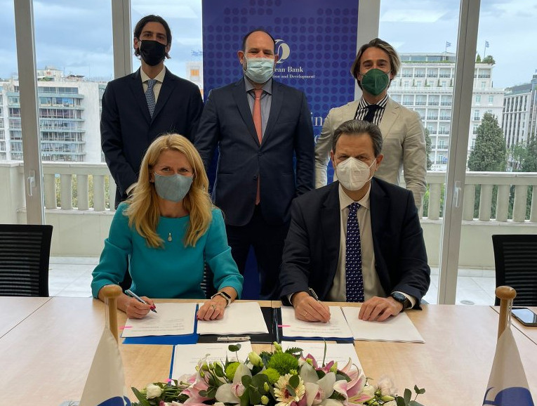 Υπογραφή σύμβασης μεταξύ Ταμείου Ανάκαμψης και EBRD