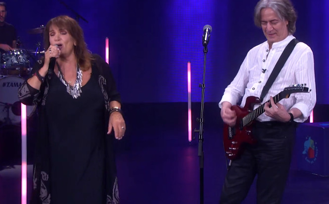 Σπίτι με το MEGA – Δείτε πριν την μετάδοση μια από τις κορυφαίες στιγμές του Κώστα Τουρνά