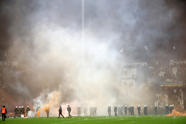 Πλεύρης – Θα υπάρχουν κυρώσεις όταν δεν γίνονται έλεγχοι για πιστοποιητικά στα γήπεδα