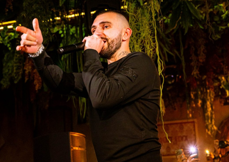 Toquel – «Θα γινόταν σφαγή… Ήρθε η αστυνομία και βγήκαμε έξω»