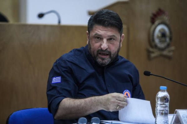 Ο Νίκος Χαρδαλιάς «μεγάλωσε» – Γενέθλια με τις γυναίκες της ζωής του