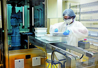 Τέξας –  Δικαστήριο ανατρέπει διάταγμα του κυβερνήτη που απαγόρευε την υποχρεωτική χρήση μάσκας στα σχολεία