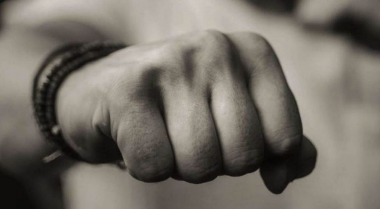 Θεσσαλονίκη –  Συγκλονίζει η μητέρα 15χρονου που έπεσε θύμα ξυλοδαρμού – «Δεν περπατάει καλά και έχει ζαλάδες»