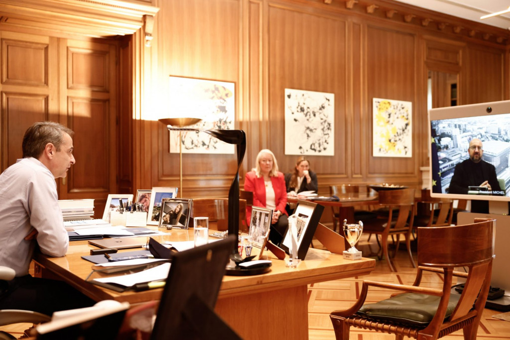 Ο Μητσοτάκης ετοιμάζει «βαλίτσες» για Λονδίνο – Συντονισμός με την ΕΕ