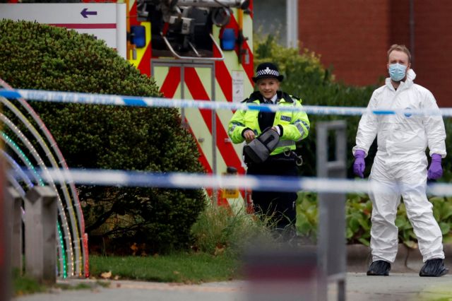 Βρετανία - Ο ήρωας ταξιτζής του Λίβερπουλ - Πώς παγίδευσε τον βομβιστή αυτοκτονίας