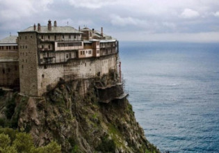 Άγιο Όρος – Πέθανε 59χρονος μοναχός που νοσούσε με κοροναϊό – Ο δεύτερος σε λίγες μέρες