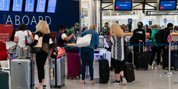 Πανικός στο αεροδρόμιο της Ατλάντα – Εκπυρσοκρότησε όπλο επιβάτη