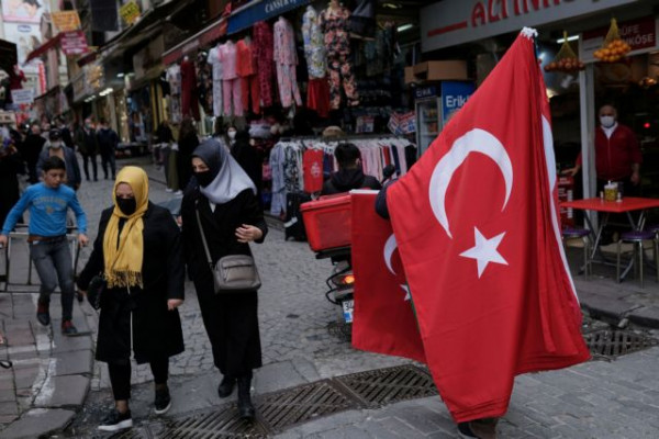 Τουρκία –  Ο Ερντογάν φοβάται τους διαδηλωτές και βάζει στο στόχαστρο τα social media