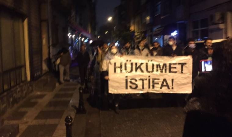 Τουρκία – «Ερντογάν παραιτήσου» φωνάζουν για δεύτερη ημέρα διαδηλωτές – Συσπειρώνεται η αντιπολίτευση