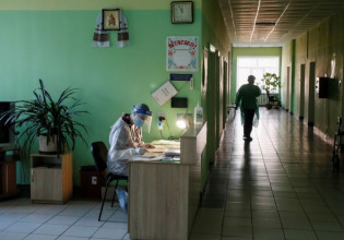 Τζάνειο – «Αποκλειστική νοσοκόμα έσπασε στο ξύλο ηλικιωμένη»