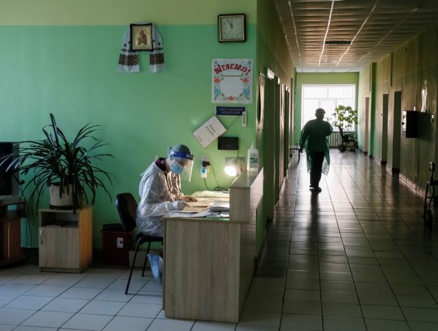 Τζάνειο - «Αποκλειστική νοσοκόμα έσπασε στο ξύλο ηλικιωμένη»