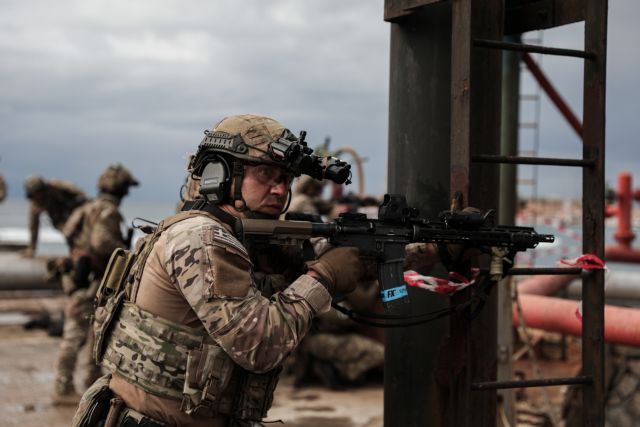 Παναγιωτόπουλος – Εξετάζουμε την αποστολή ομάδας μάχιμων στρατιωτικών στο Σαχέλ