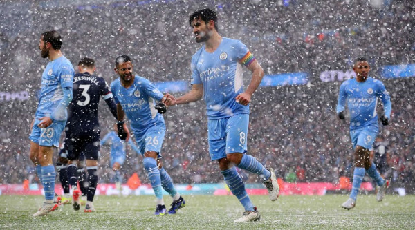 Η Σίτι έπιασε την Τσέλσι στην κορυφή (2-1) – Επέστρεψε στις νίκες η Λέστερ (4-2)