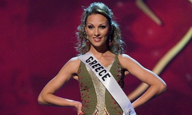 Γλυφάδα – Άρπαξαν κοσμήματα και χρήματα από το σπίτι πρώην Σταρ Ελλάς