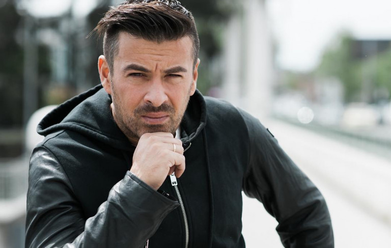 Γιάννης Αϊβάζης – Μιλά για την μάχη του με τον κοροναϊό και συγκλονίζει – «Με πήρε η Ισμήνη και άρχισε να κλαίει»