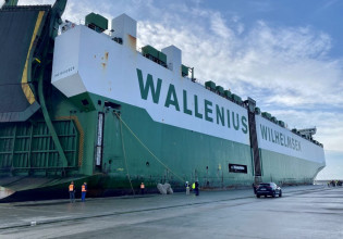 Αλεξανδρούπολη – Στο λιμάνι το εντυπωσιακό αμερικανικό πλοίο «ARC Independence» [Φωτογραφίες]