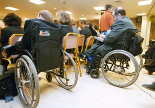 Χατζηδάκης – «Θα κάνουμε ό,τι περνάει από το χέρι μας, για να κάνουμε τη ζωή των ατόμων με αναπηρία καλύτερη»