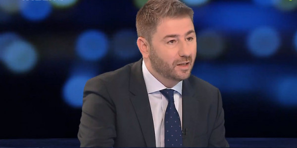 Ανδρουλάκης – Εχουμε ιδεολογικές και προγραμματικές διαφορές με ΝΔ – ΣΥΡΙΖΑ