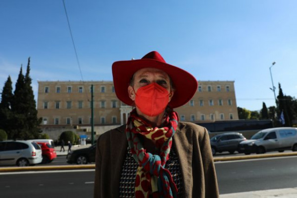 Ingeborg Beugel – Παρούσα στο Πολυτεχνείο πριν πει «αντίο» – Φεύγω από την Ελλάδα επειδή δέχομαι απειλές