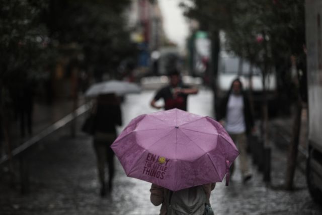Καιρός - Θα έχουμε ή όχι ψυχρή εισβολή στην Ελλάδα - Πού θα βρέξει το Σάββατο
