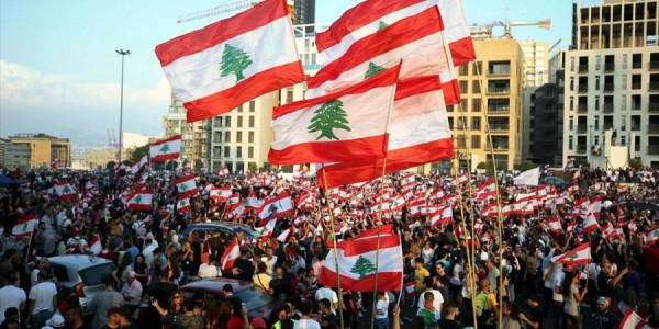 Λίβανος – Πλαστά πτυχία σε Ιρακινούς, ακόμη και σε βουλευτές – Έρευνα διεξάξουν οι δύο χώρες