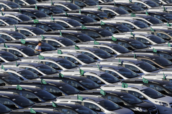 Mitsotakis – The sale of new cars with internal combustion engines will be banned